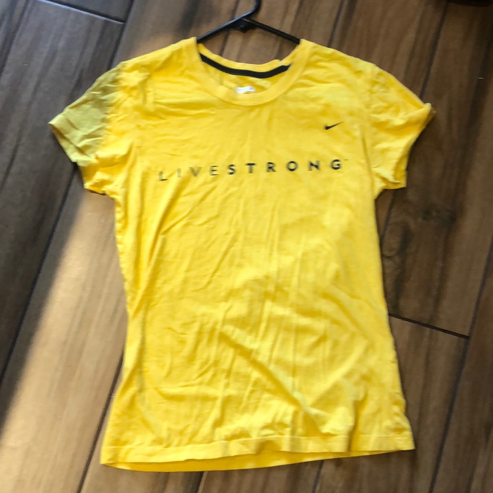 yellow nike US medium live strong shirt